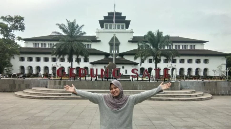 Gedung Sate Bandung: Landmark Ikonik & Saksi Perjalanan Sejarah Jawa Barat