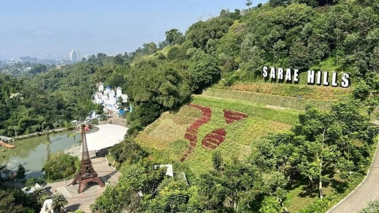 Sarae Hills Lembang: Menjelajah Replika Landmark Dunia di Puncak Perbukitan